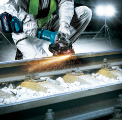Makita GA037GT201 XGT 40 V Taşlama